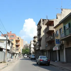 Rua ocupada há mais de 25 anos pode ter casas e comércios demolidos em Araguaína